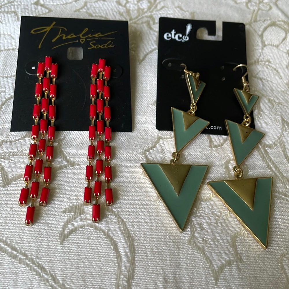 New On Original Cards Pair Of Pierced Earrings Thalia Sodi & Etc. Rue 21